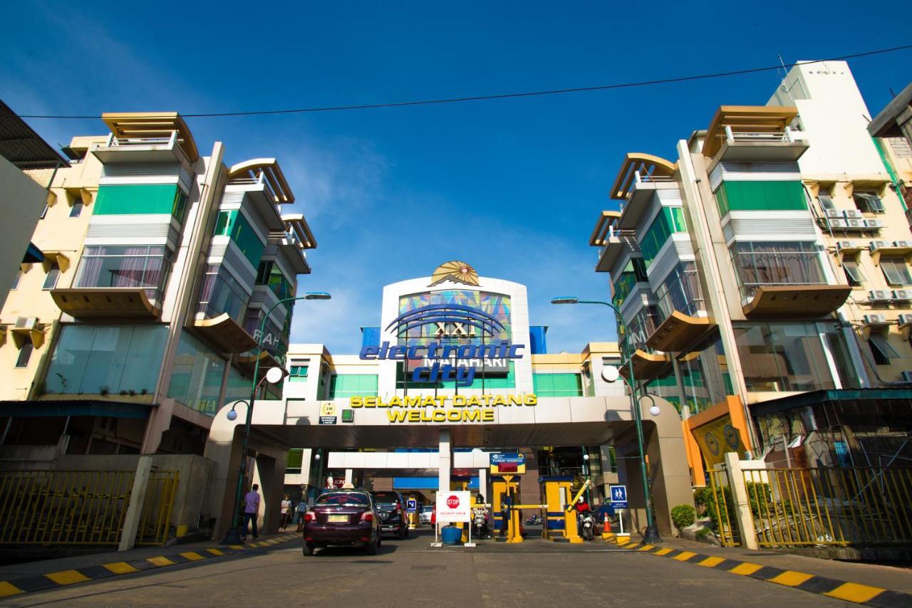 Ak Hotel Nagoya Hill Batam Buitenkant foto